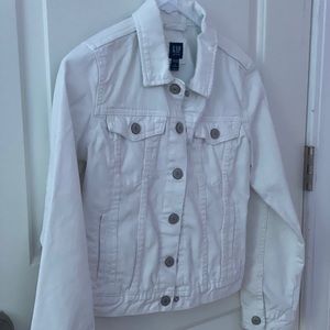 white denim vest!